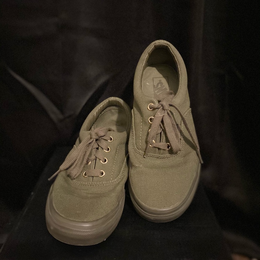 Olive green Authentic Vans